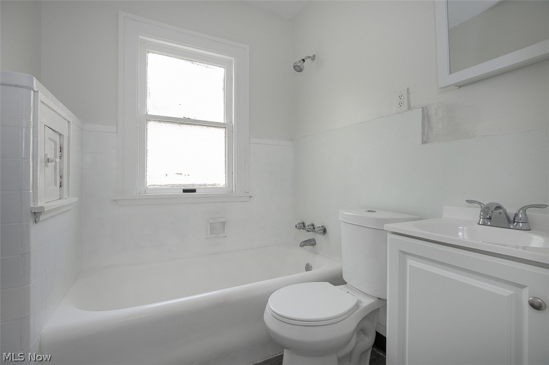 13812 Southview Avenue Cleveland OH 44120