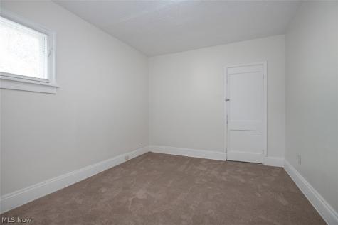 13812 Southview Avenue Cleveland OH 44120