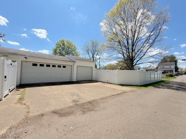 1016 Union Avenue NW New Philadelphia OH 44663