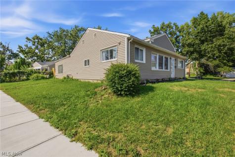 4320 E 173rd Street Cleveland OH 44128