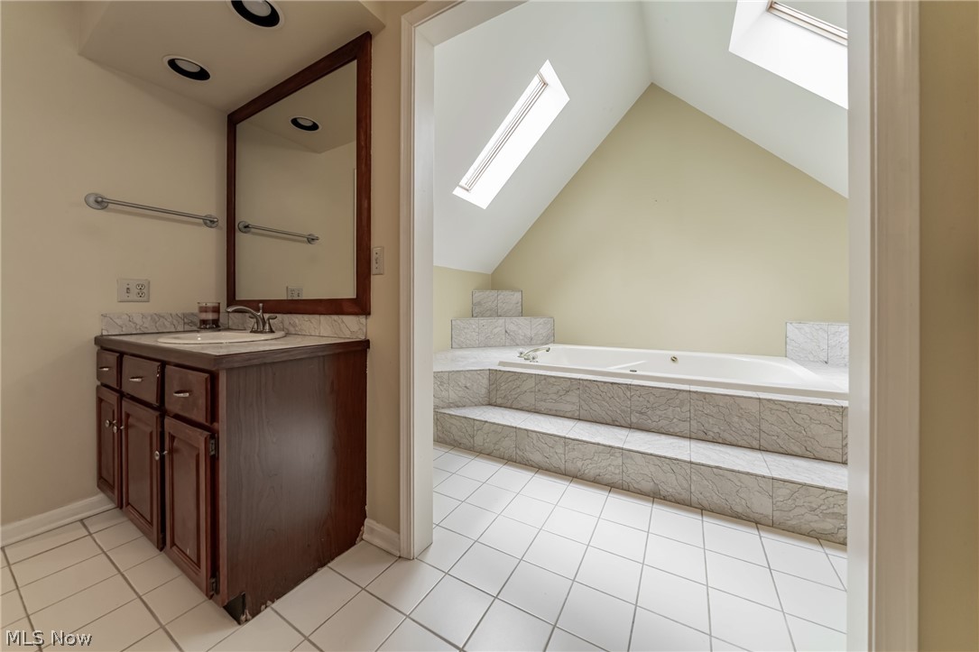 8233 Whispering Pines Drive Novelty OH 44072