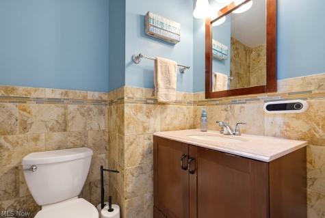 1342 Roseland Drive Macedonia OH 44056