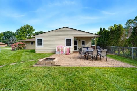 1342 Roseland Drive Macedonia OH 44056