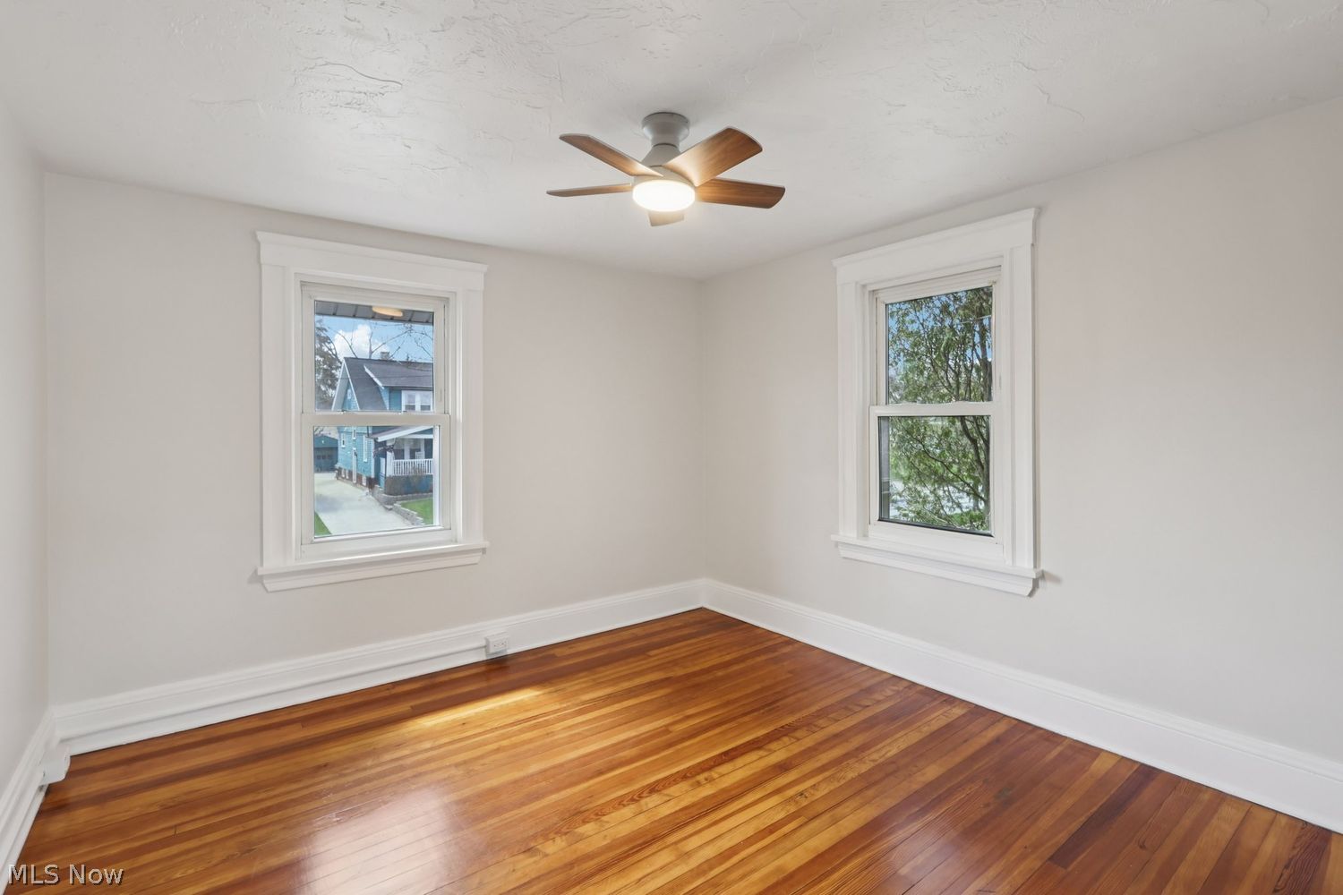 5115 Oakmont Drive Lyndhurst OH 44124