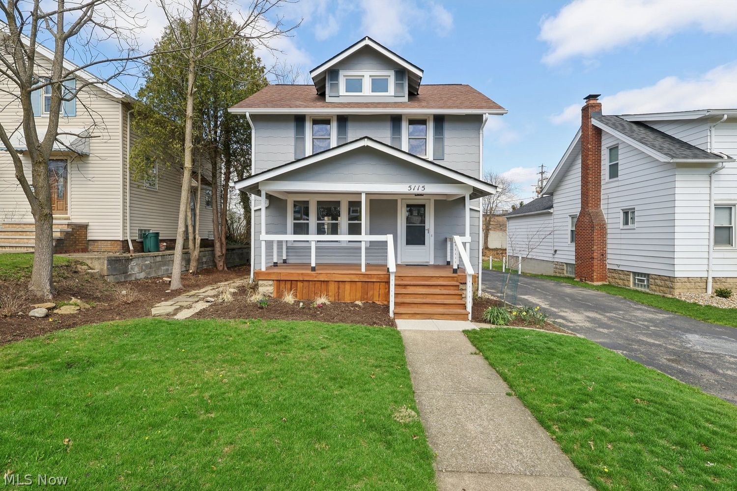 5115 Oakmont Drive Lyndhurst OH 44124