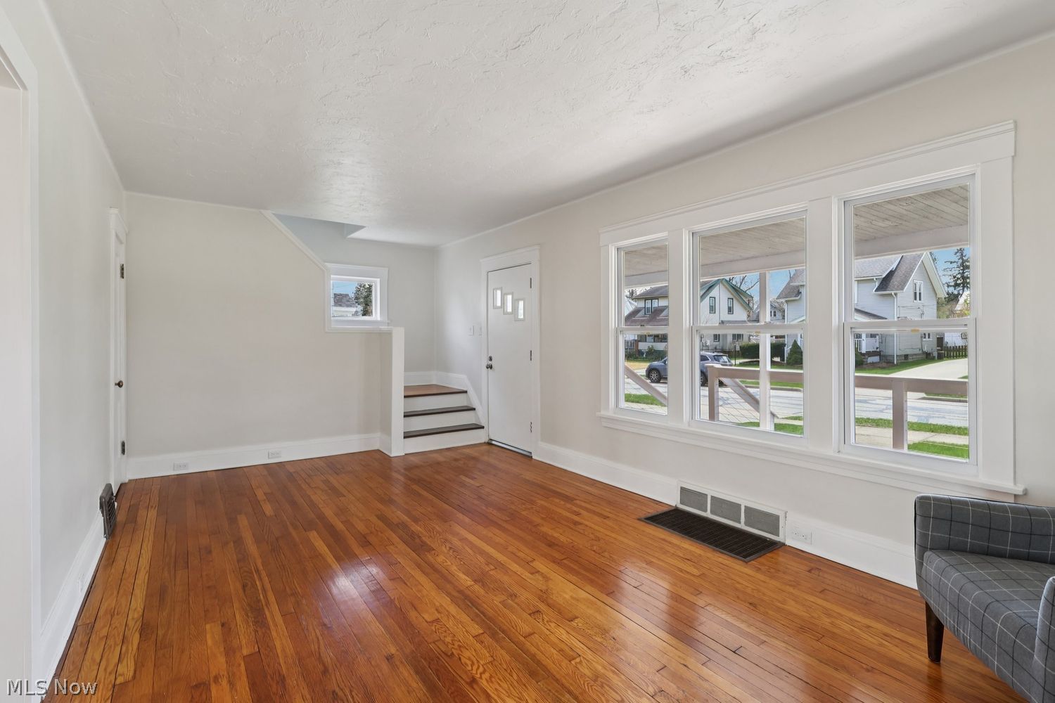 5115 Oakmont Drive Lyndhurst OH 44124