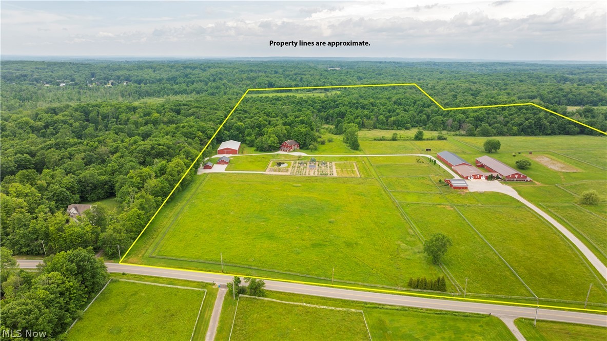 16490 Munn Road Chagrin Falls OH 44023