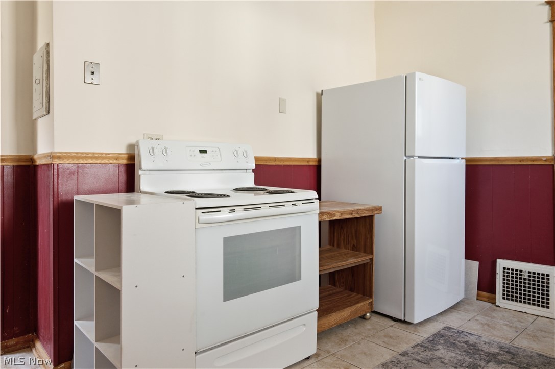 201 E Wilson Avenue Girard OH 44420