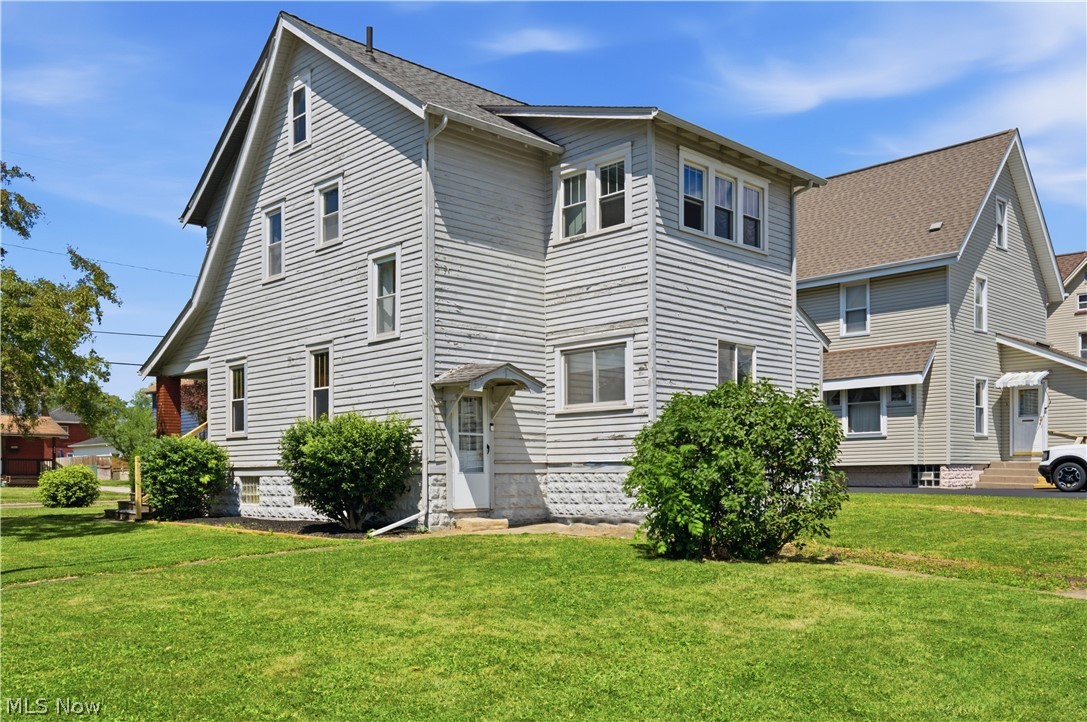 201 E Wilson Avenue Girard OH 44420