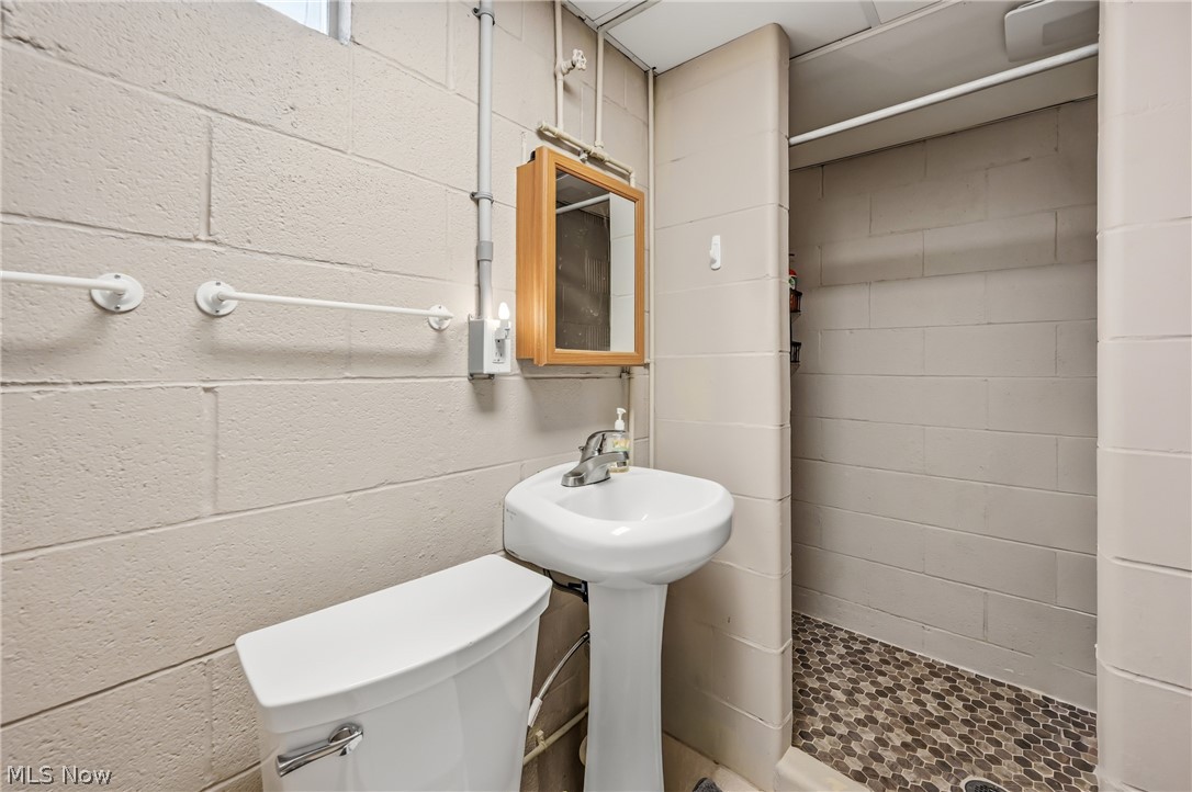 620 Thomas Road Lisbon OH 44432