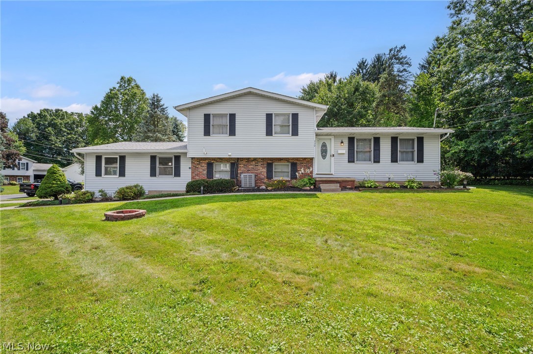 430 Hilltop Drive Doylestown OH 44230