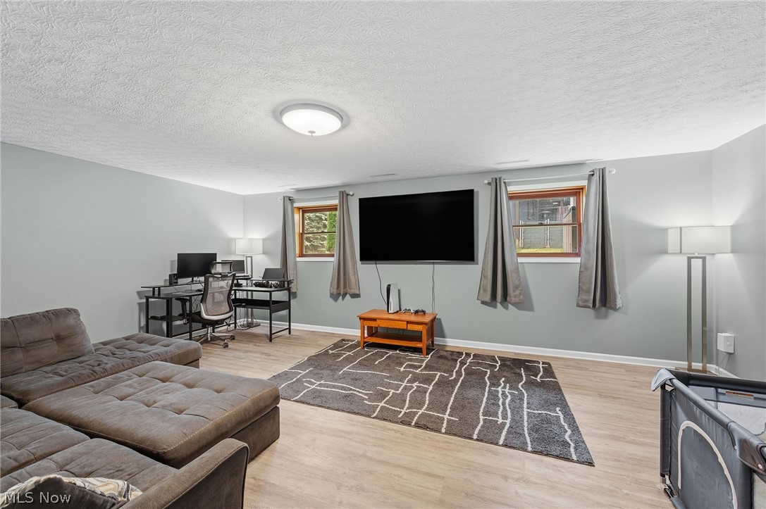 430 Hilltop Drive Doylestown OH 44230