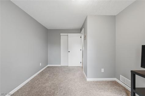 430 Hilltop Drive Doylestown OH 44230