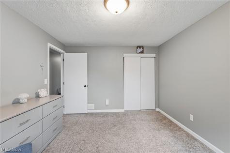 430 Hilltop Drive Doylestown OH 44230