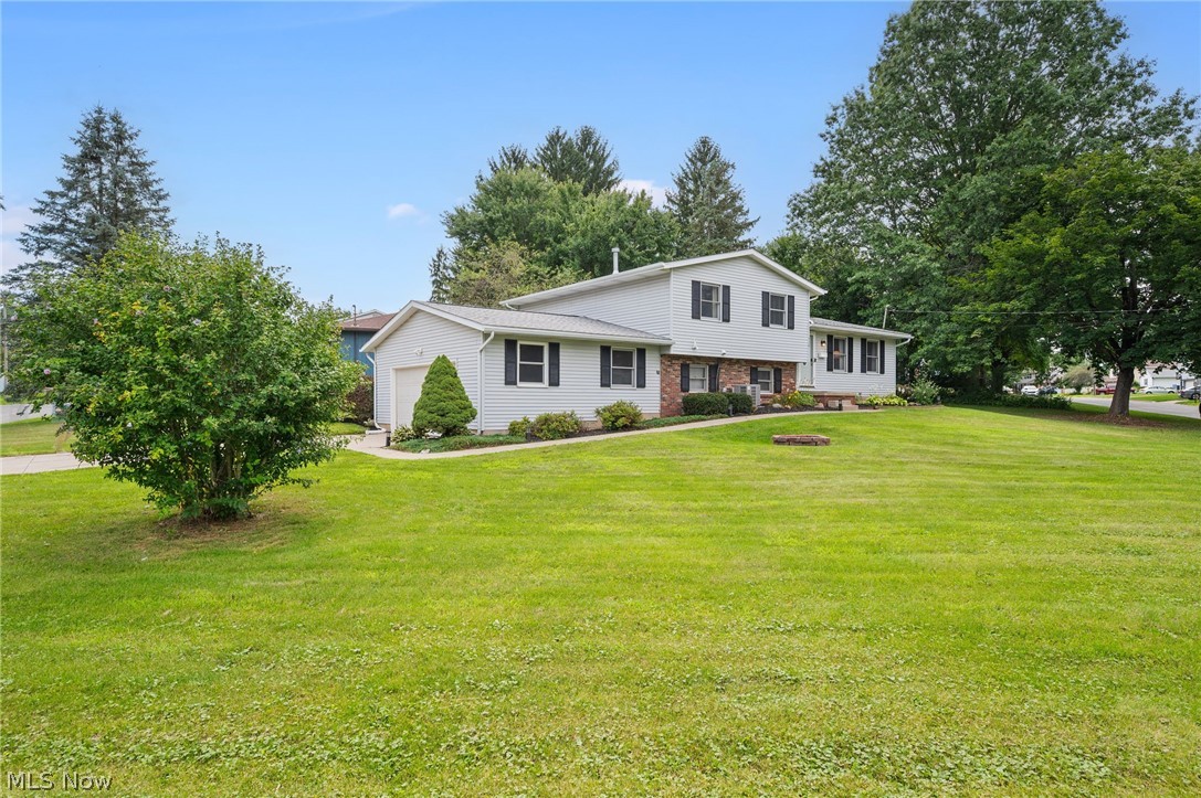 430 Hilltop Drive Doylestown OH 44230