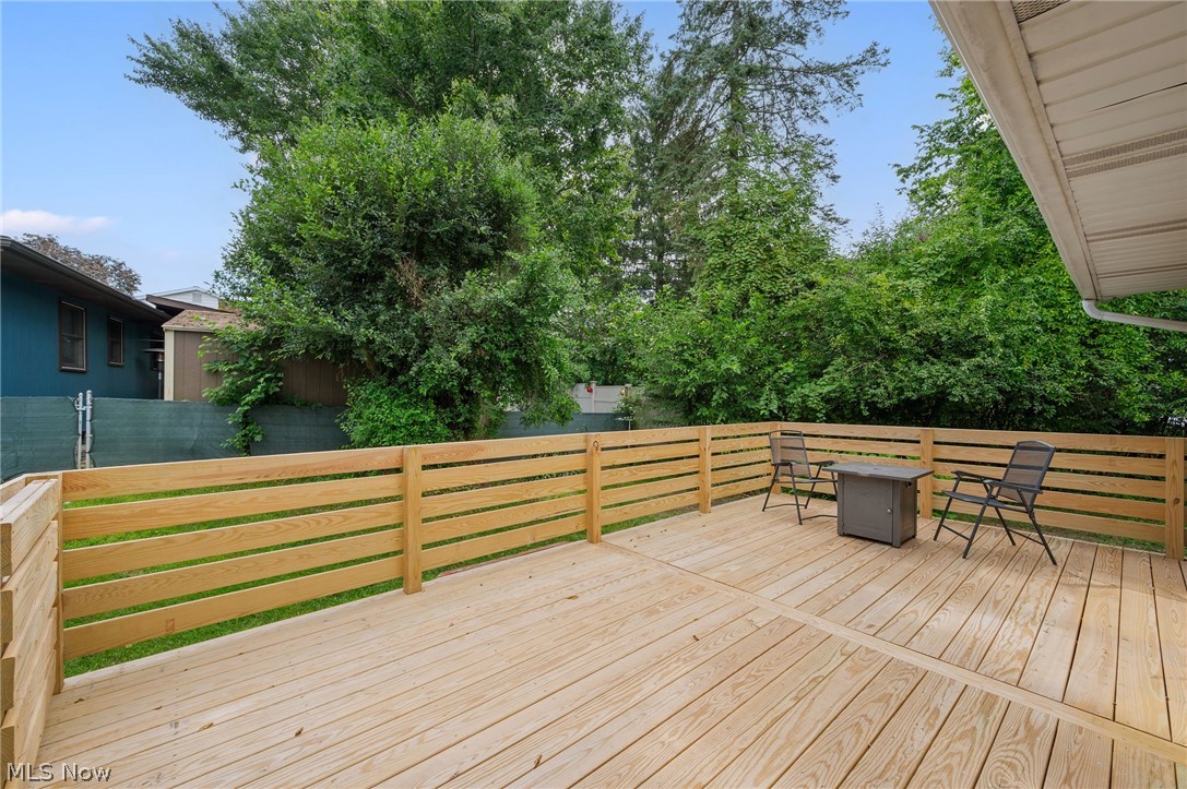 430 Hilltop Drive Doylestown OH 44230