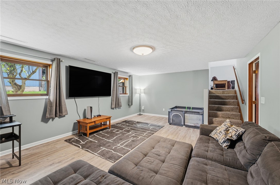 430 Hilltop Drive Doylestown OH 44230