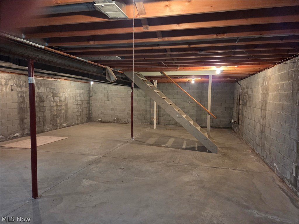 220 Montgomery Drive Canfield OH 44406