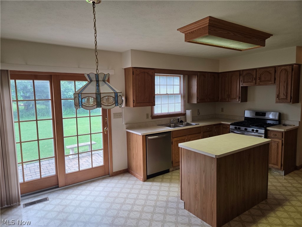 220 Montgomery Drive Canfield OH 44406