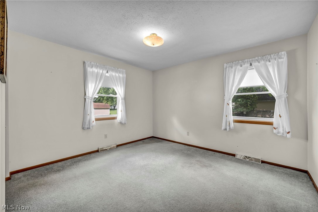 513 Russell Street Newton Falls OH 44444