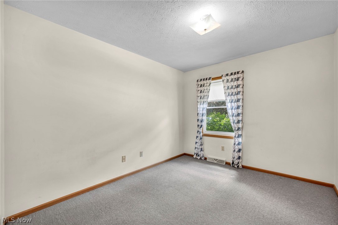 513 Russell Street Newton Falls OH 44444