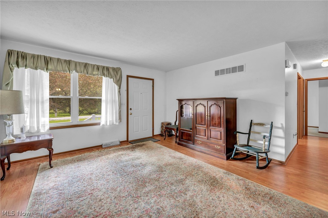 513 Russell Street Newton Falls OH 44444