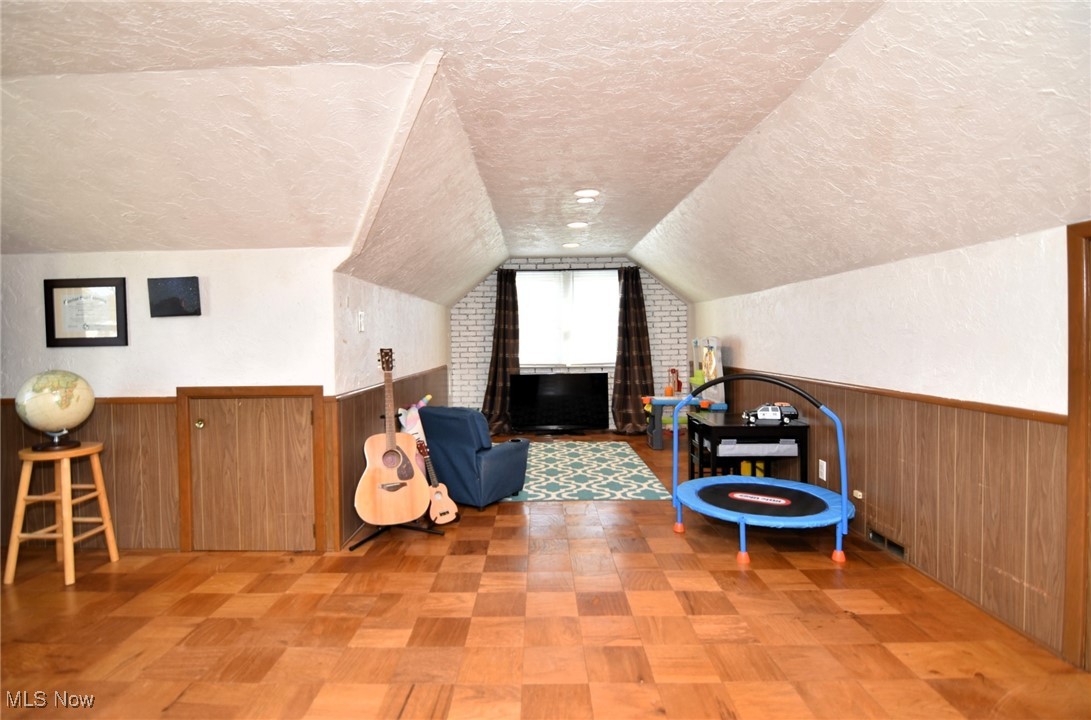 30432 Fairway Boulevard Willowick OH 44095