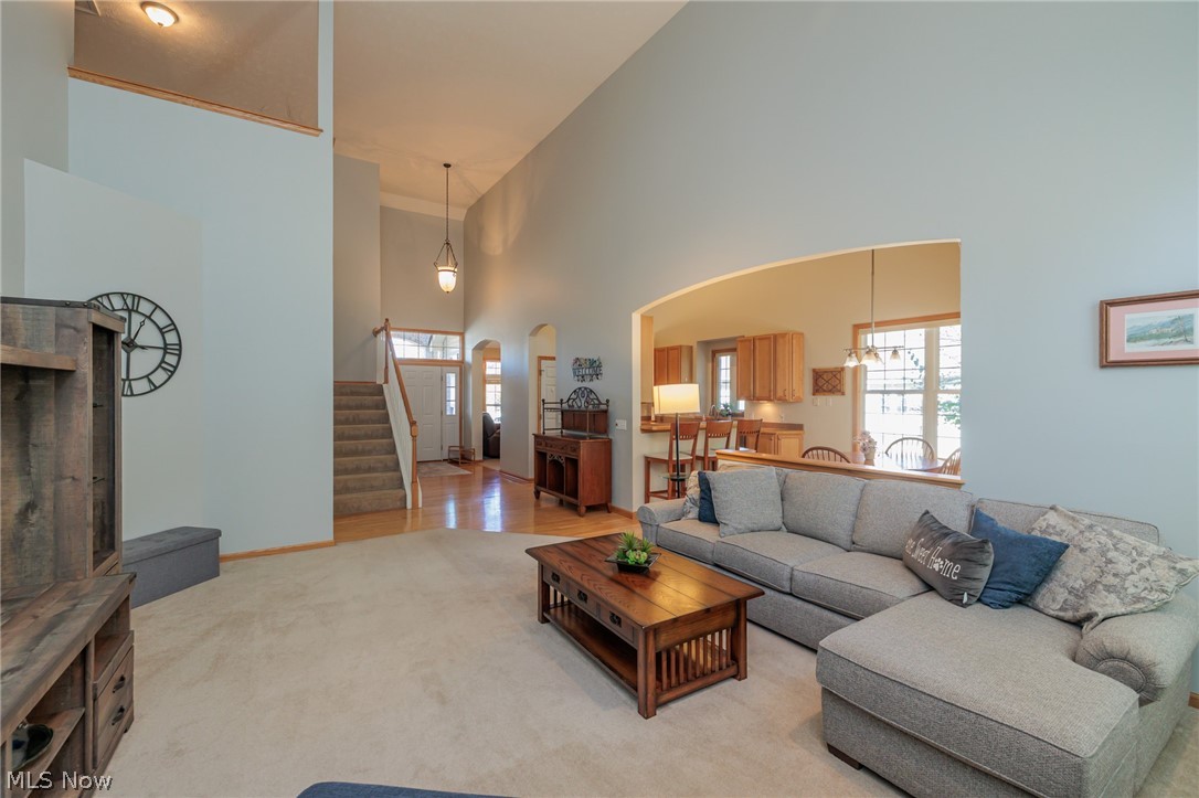 15271 Oak Hollow Lane Strongsville OH 44149