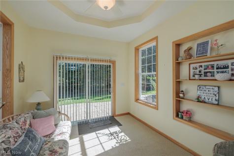 15271 Oak Hollow Lane Strongsville OH 44149