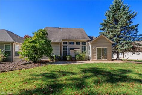 15271 Oak Hollow Lane Strongsville OH 44149