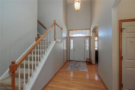 15271 Oak Hollow Lane Strongsville OH 44149