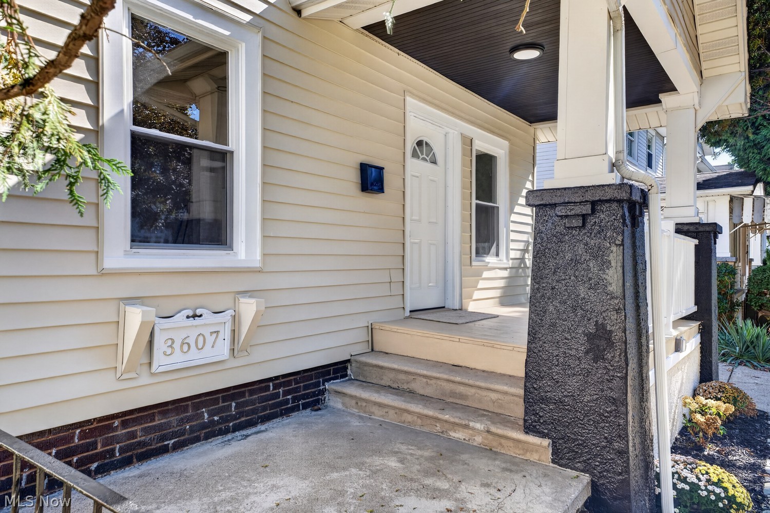 3607 W 139th Street Cleveland OH 44111