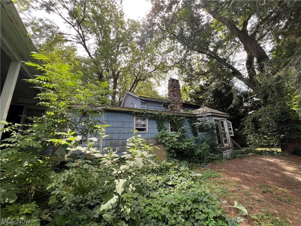 3527R Footville Richmond Road Rock Creek OH 44084