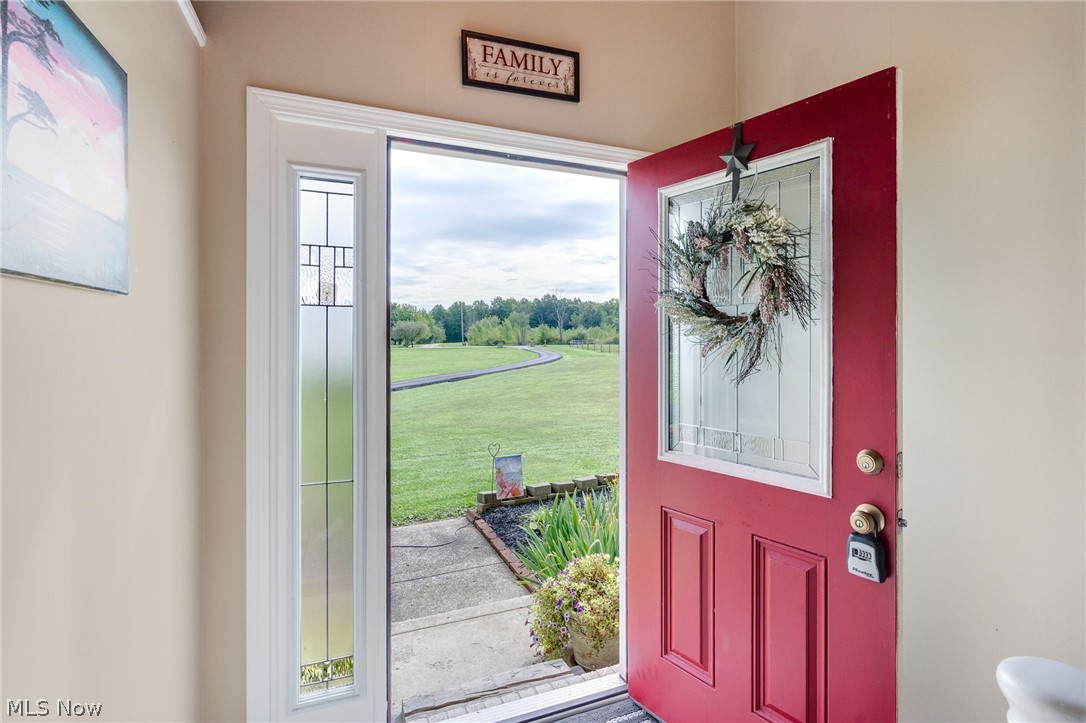 3902 S Newton Falls Road Diamond OH 44412