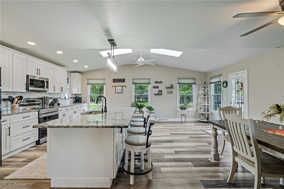 3902 S Newton Falls Road Diamond OH 44412
