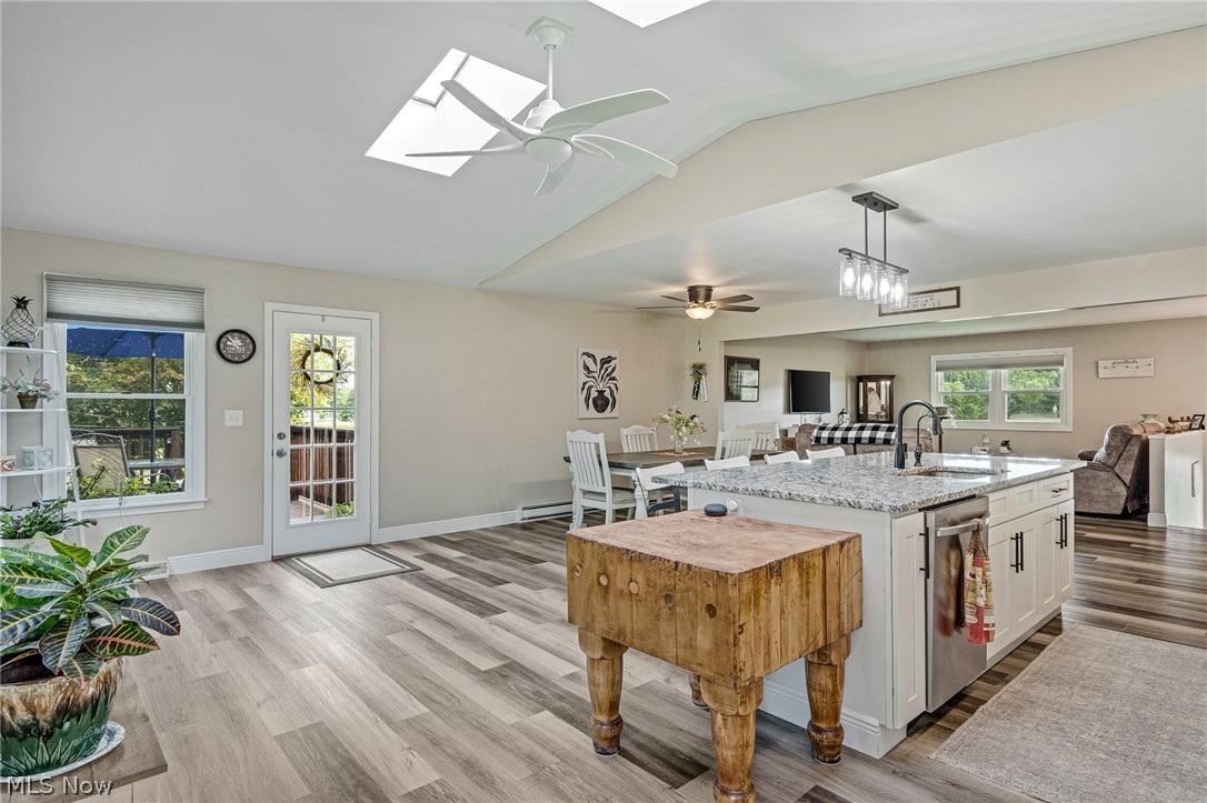 3902 S Newton Falls Road Diamond OH 44412