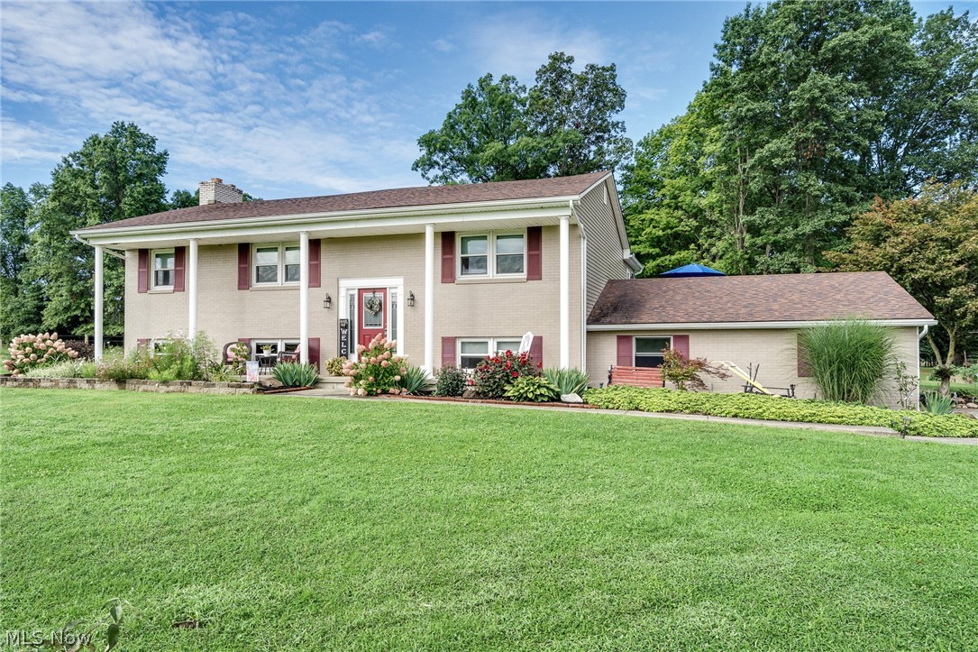 3902 S Newton Falls Road Diamond OH 44412