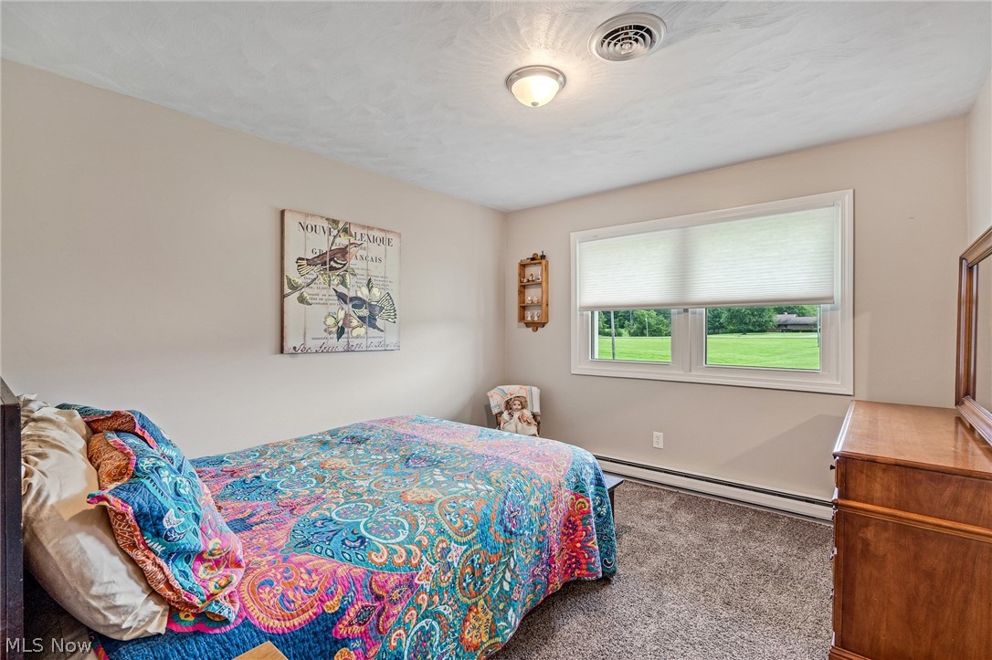 3902 S Newton Falls Road Diamond OH 44412