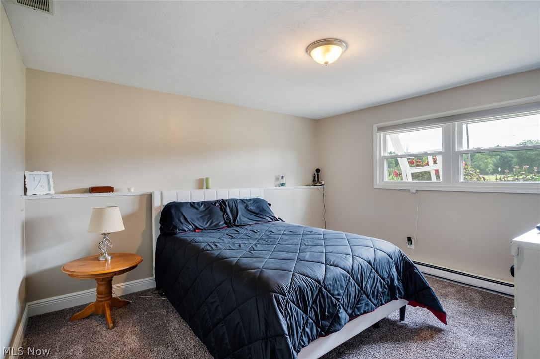 3902 S Newton Falls Road Diamond OH 44412