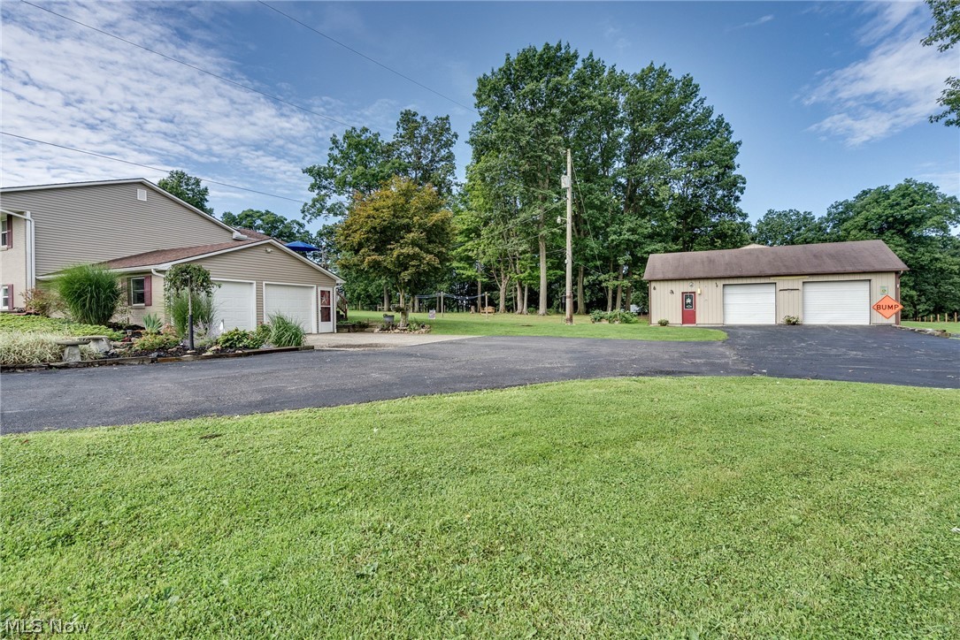 3902 S Newton Falls Road Diamond OH 44412