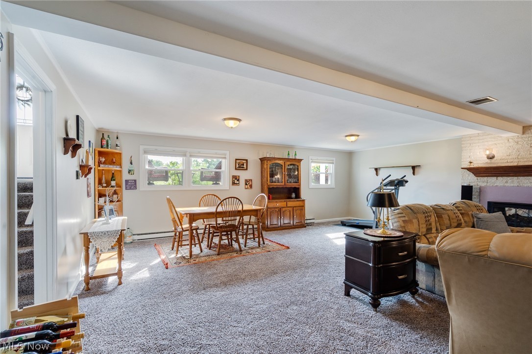3902 S Newton Falls Road Diamond OH 44412