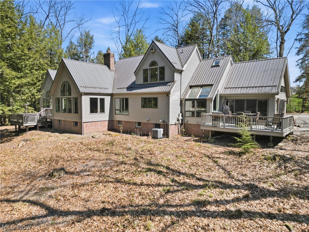 5700 Clingan Road Struthers OH 44471
