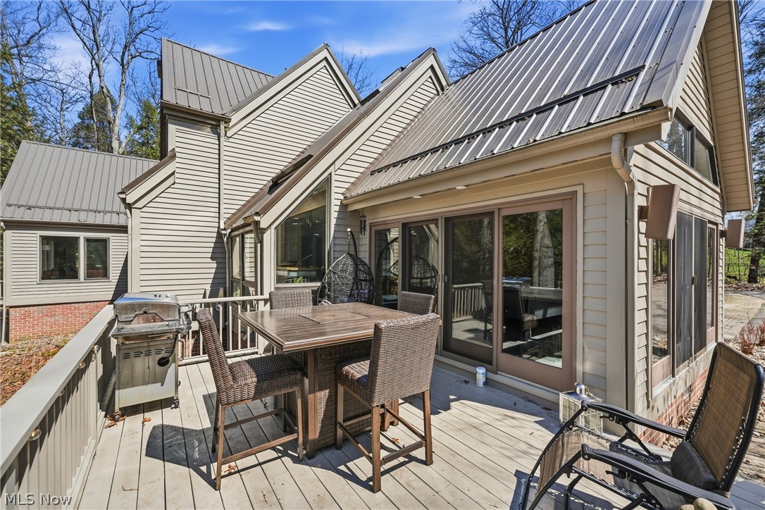 5700 Clingan Road Struthers OH 44471
