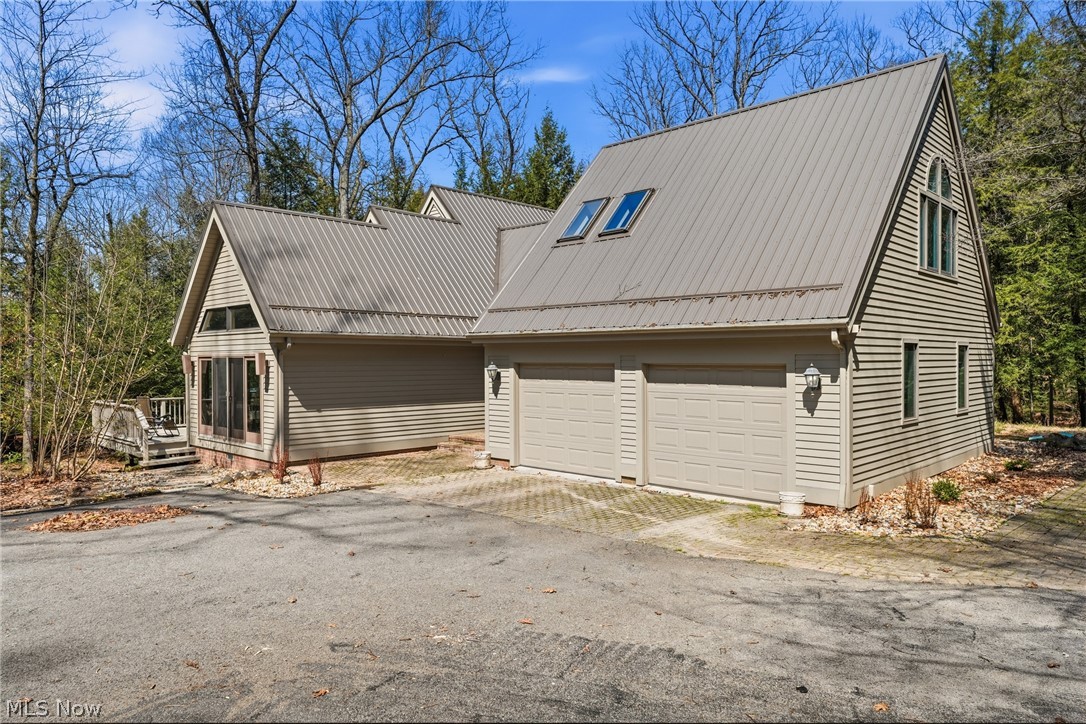 5700 Clingan Road Struthers OH 44471