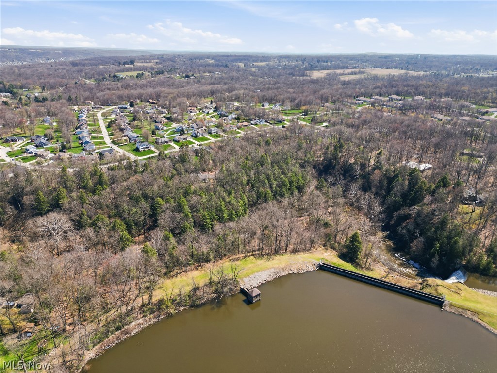 5700 Clingan Road Struthers OH 44471