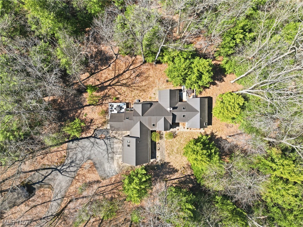 5700 Clingan Road Struthers OH 44471