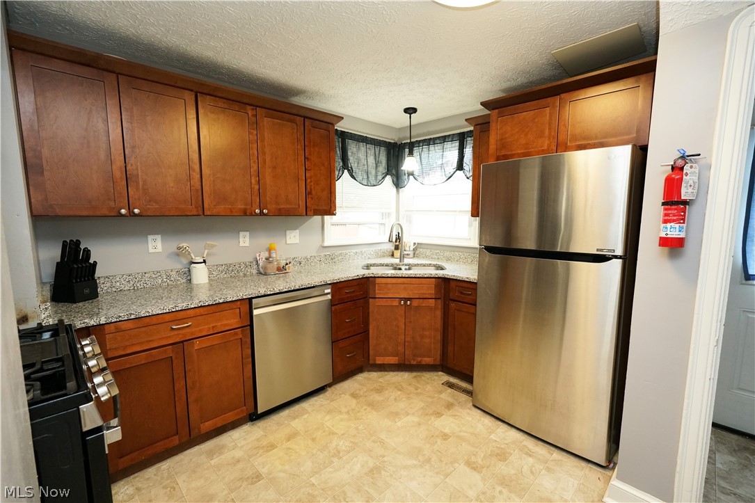 167 Brandtson Avenue Elyria OH 44035