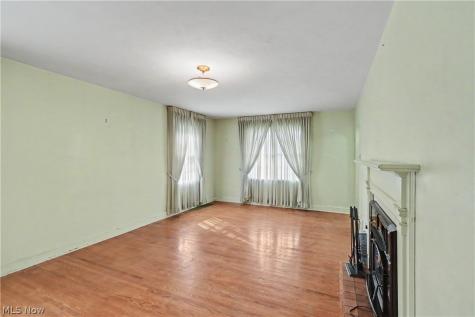 554 W Cook Road Mansfield OH 44907