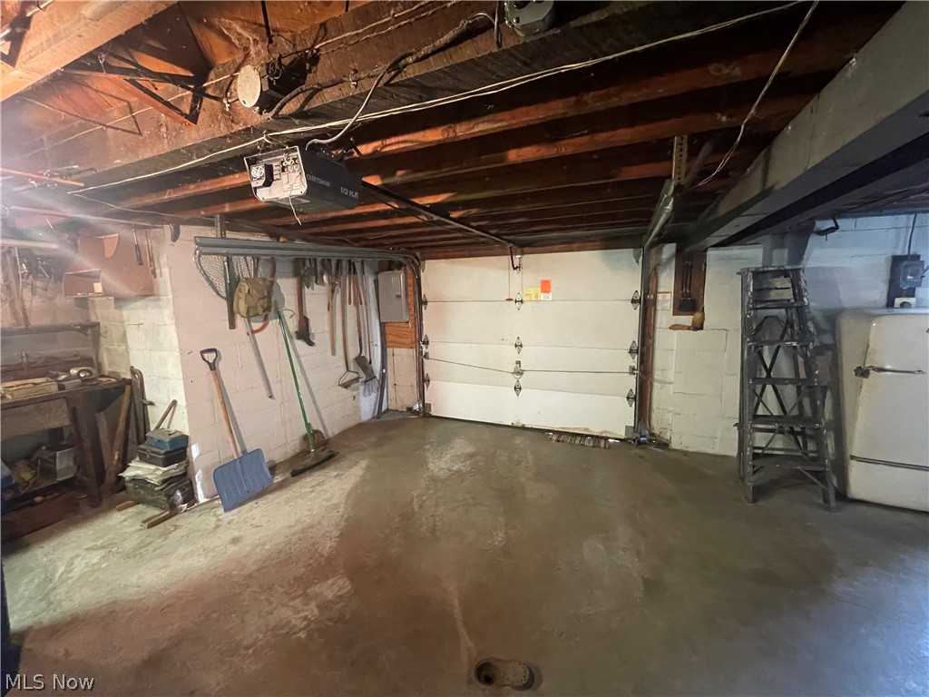 1292 Salt Springs Road Niles OH 44440