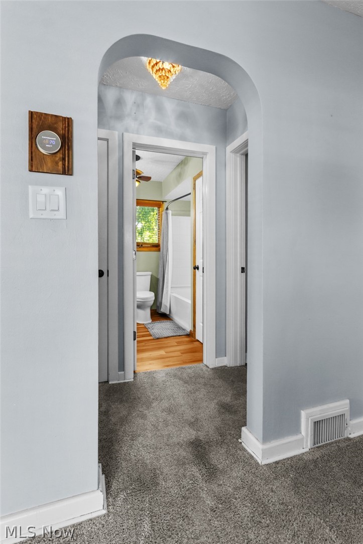 243 9th Street NE Barberton OH 44203